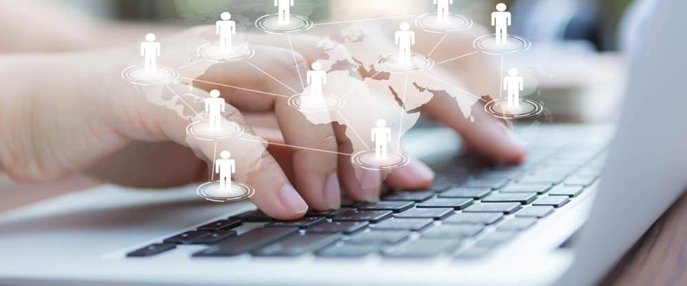 مشروع إدارة حسابات التواصل الاجتماعي.. مزايا وأرباح