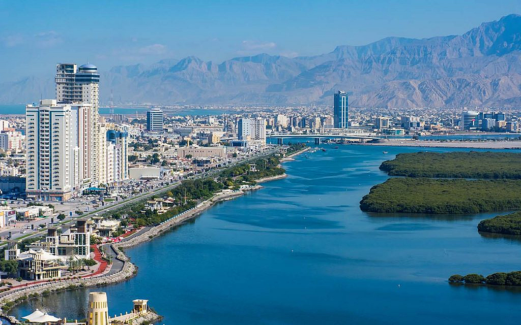 شراء عقار قيد الإنشاء أو على المخطط في رأس الخيمة