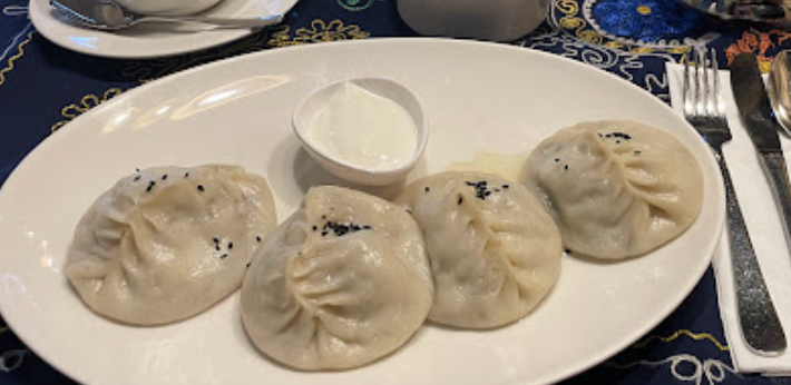 مطعم افنيو دبي (الاسعار + المنيو + الموقع)